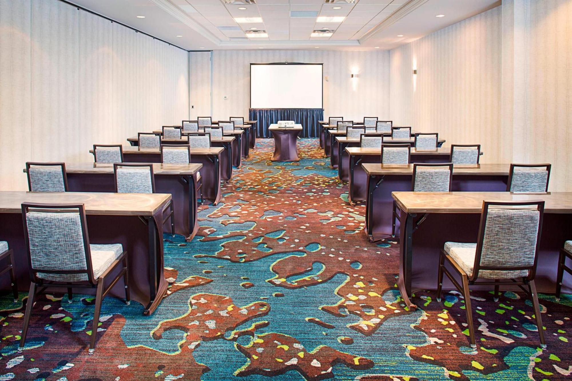 Dallas Marriott Suites Medical/Market Center Zewnętrze zdjęcie