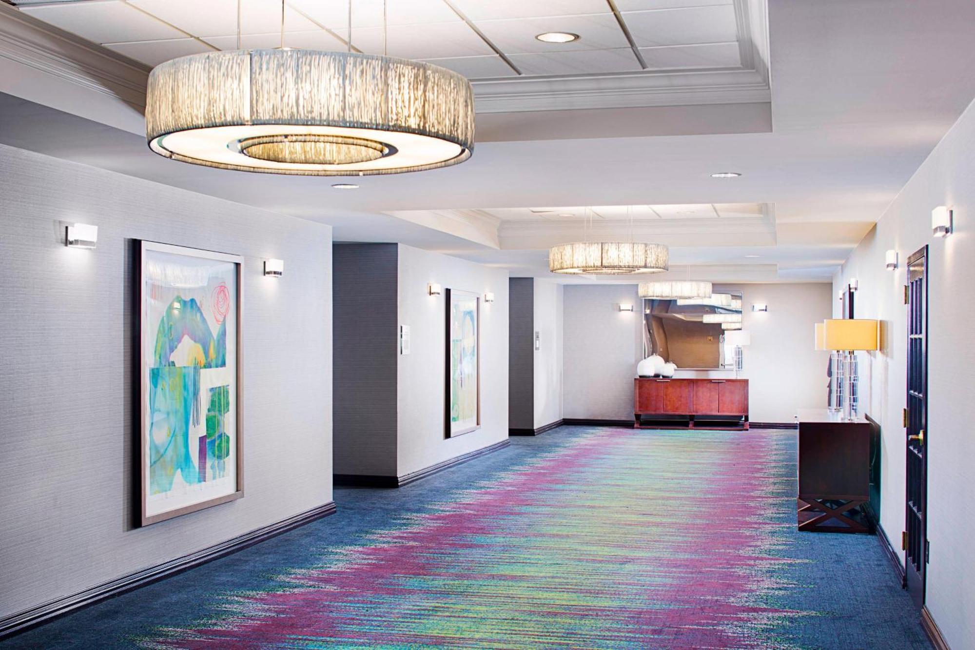 Dallas Marriott Suites Medical/Market Center Zewnętrze zdjęcie