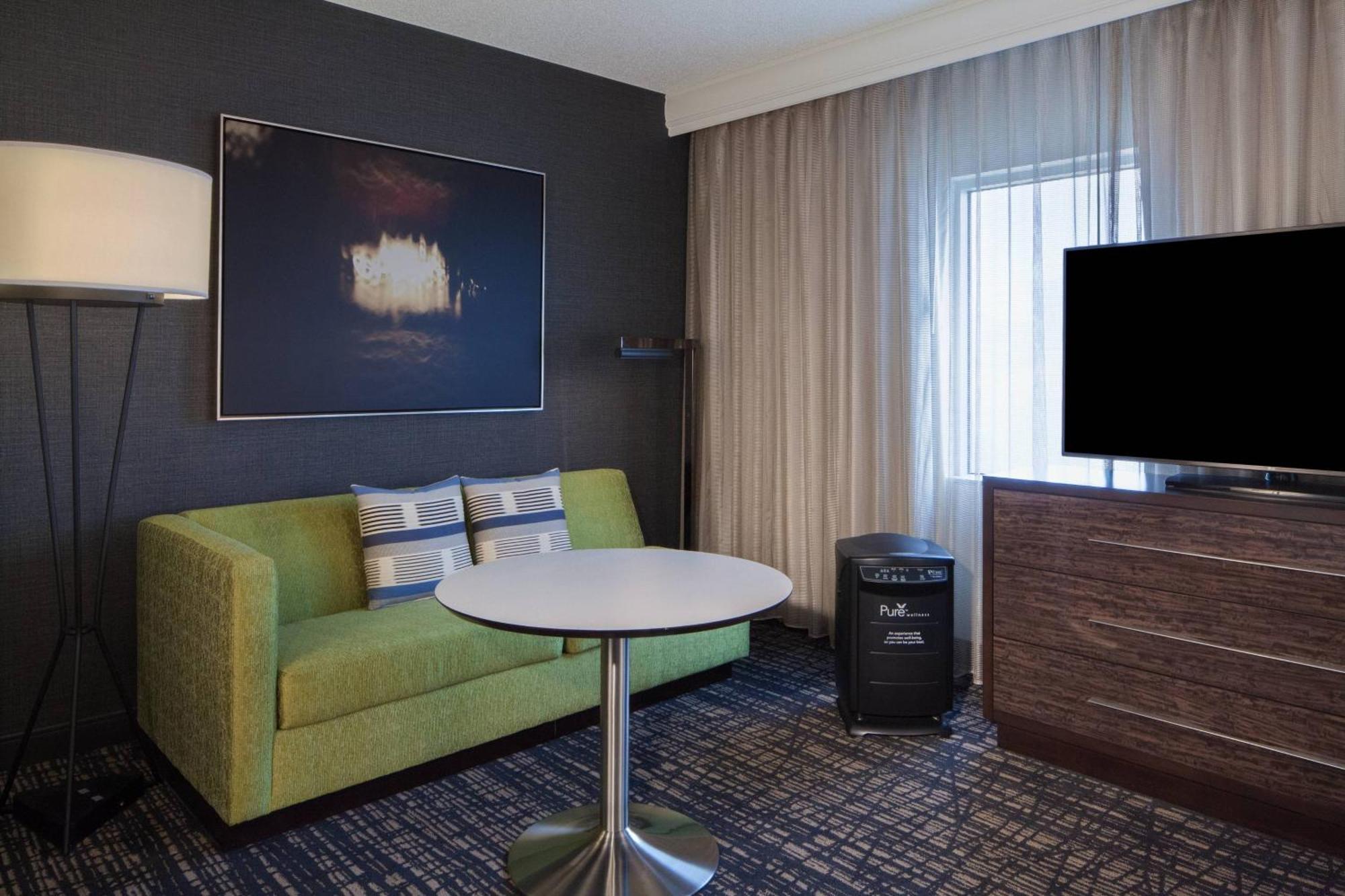 Dallas Marriott Suites Medical/Market Center Zewnętrze zdjęcie